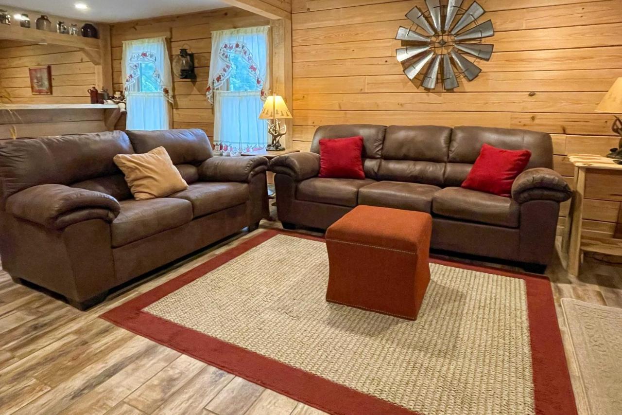 Quiet Hollister Cabin Walk To Lake Taneycomo Extérieur photo